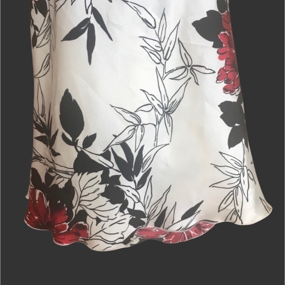 Silky Floral Halter Top - Picture 3 of 5